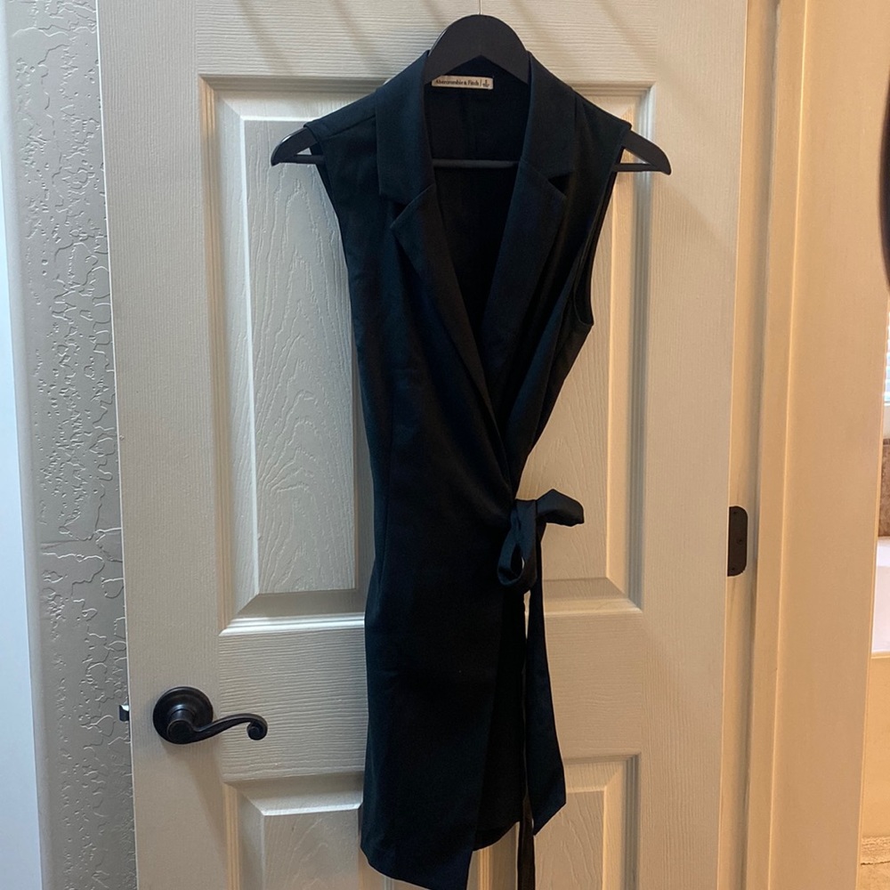A&F black blazer tie dress sz small